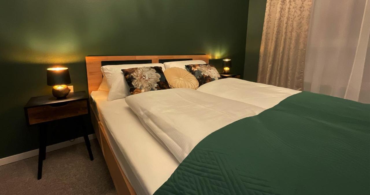 Hotel Residenz Luxury Apartments Метцинген Экстерьер фото