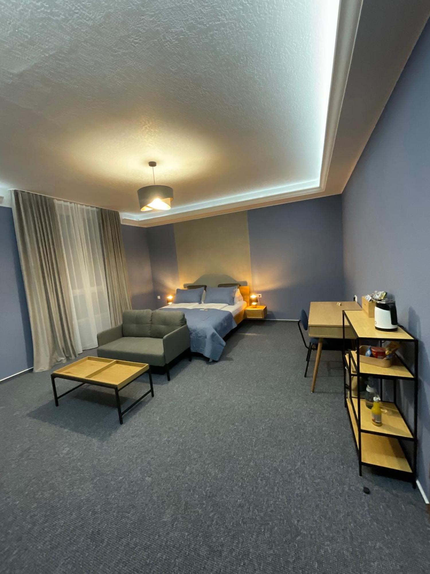 Hotel Residenz Luxury Apartments Метцинген Экстерьер фото
