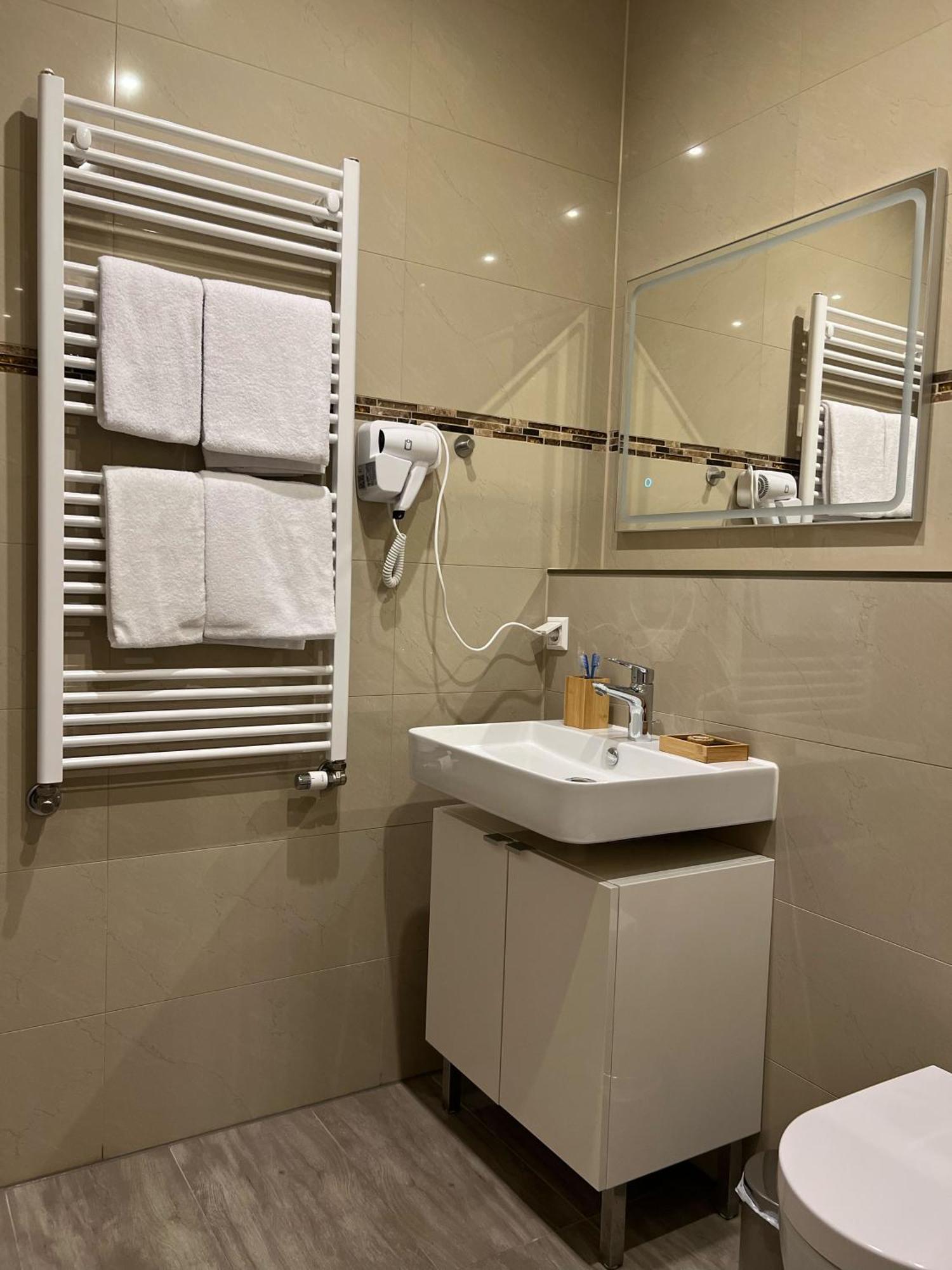 Hotel Residenz Luxury Apartments Метцинген Экстерьер фото