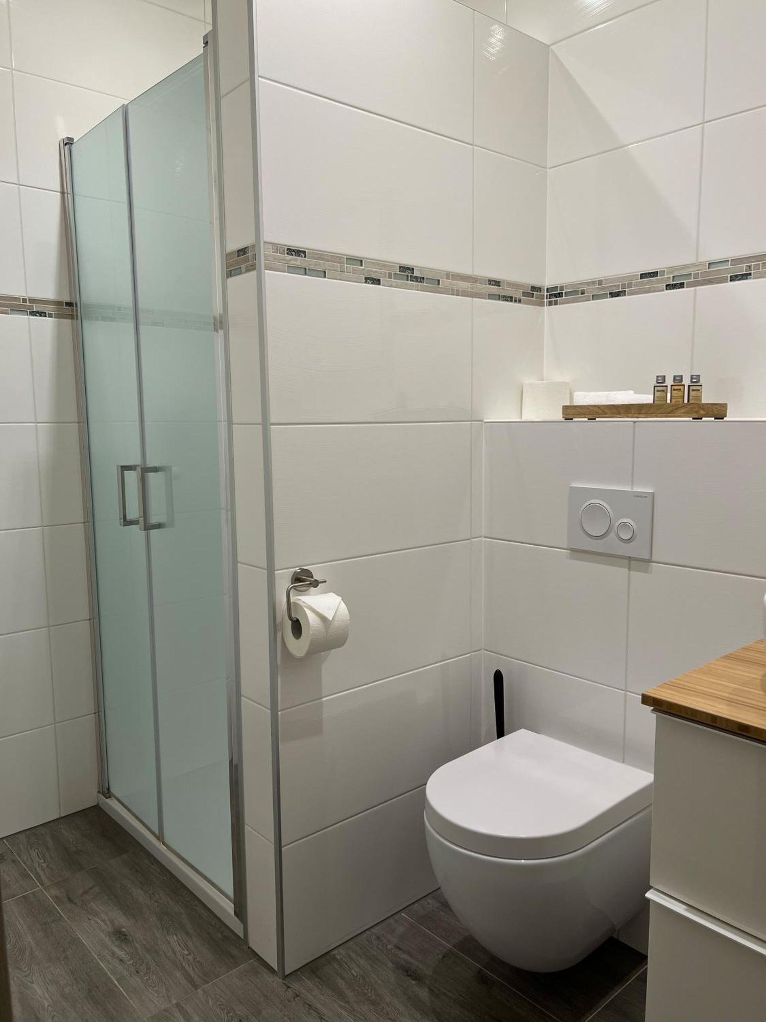 Hotel Residenz Luxury Apartments Метцинген Экстерьер фото